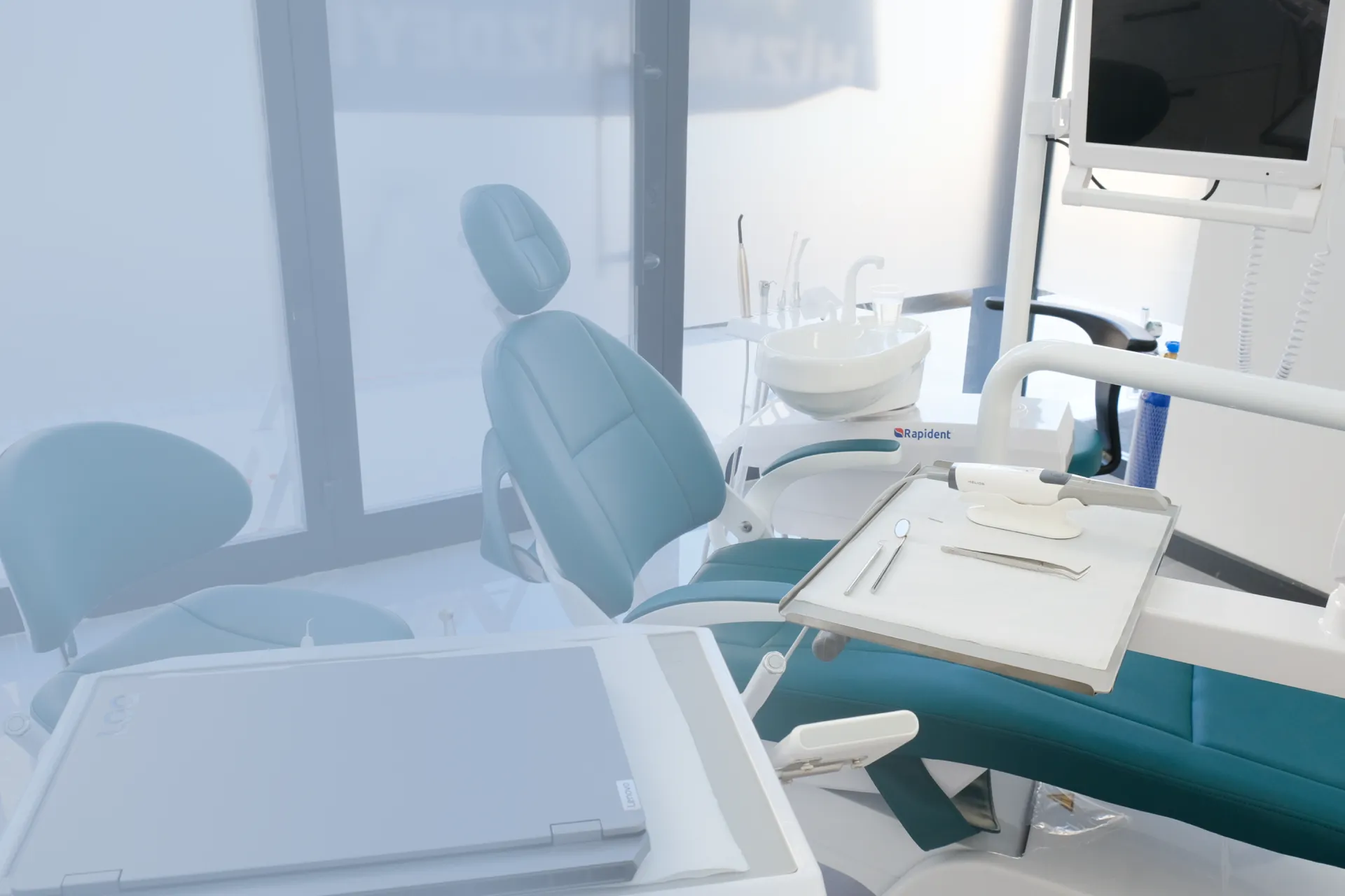 Laren Klinik - Ağız ve Diş Sağlığı Polikliniği